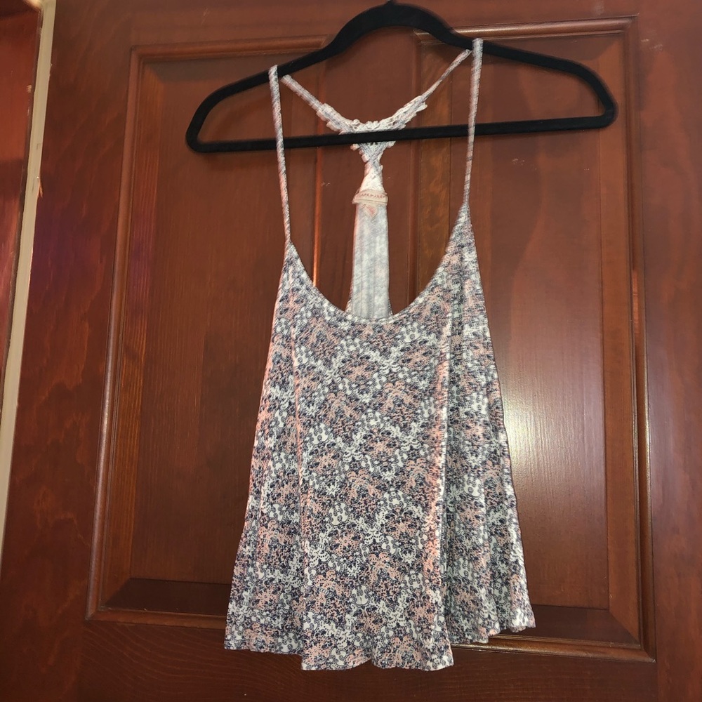 Cape Juby Large Cropped Tank Top